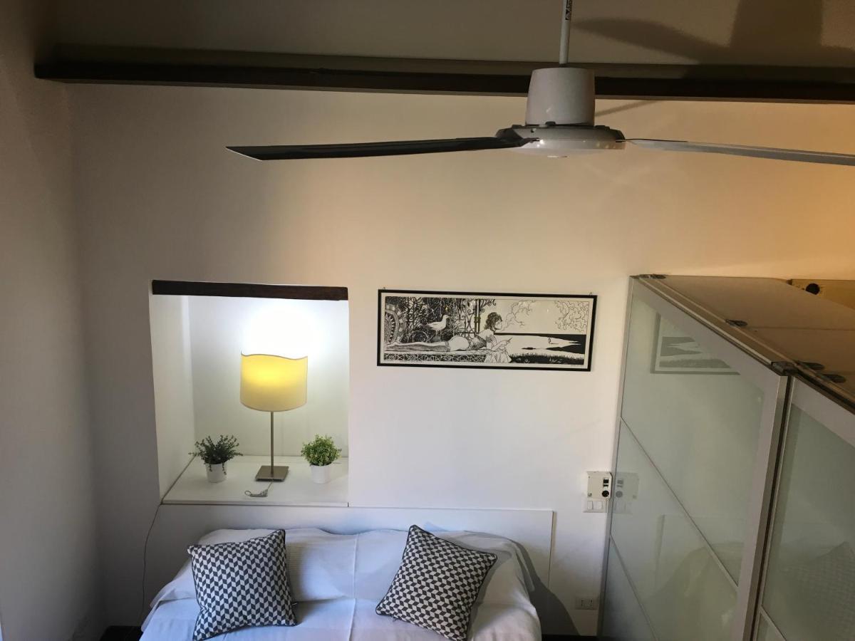 Cosy Trastevere Apartment Rome Bagian luar foto