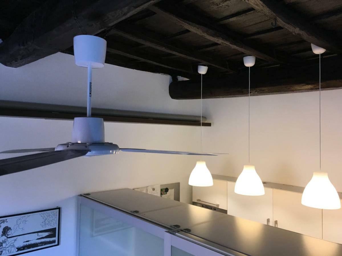 Cosy Trastevere Apartment Rome Bagian luar foto